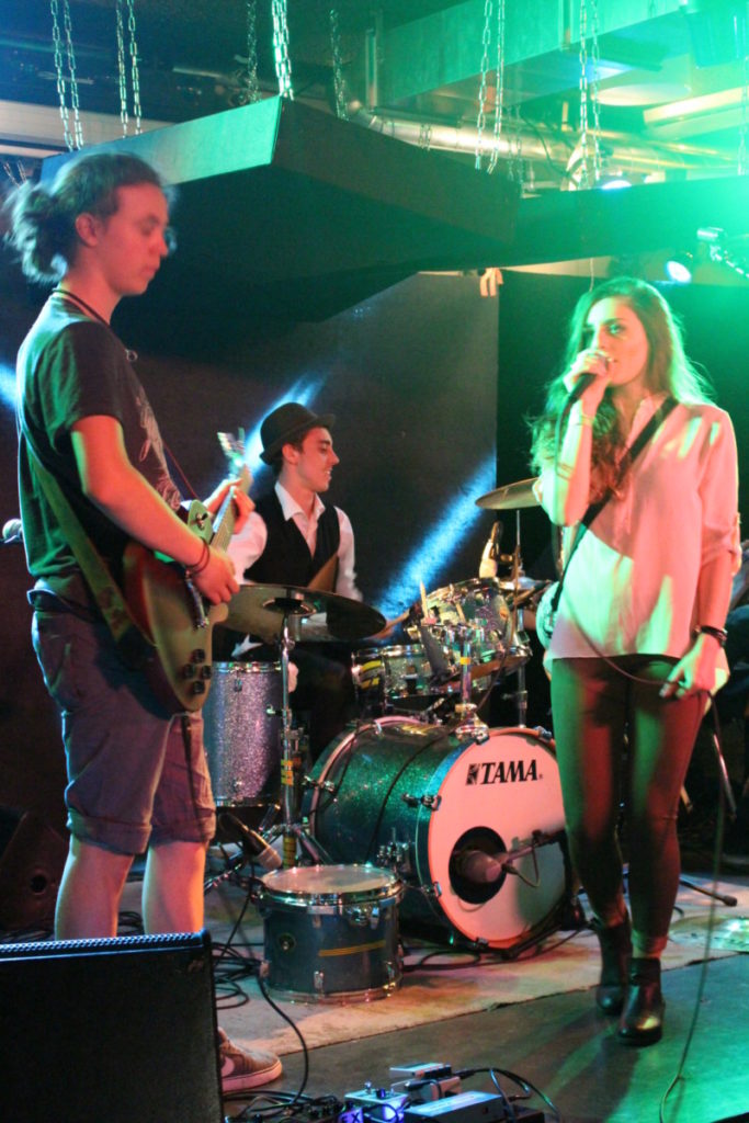 bunt backline bunt backline